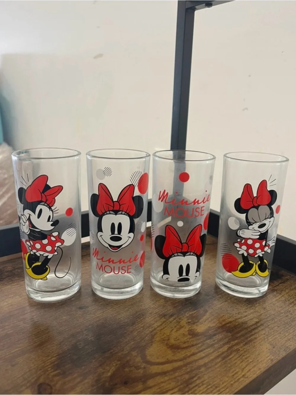 Disney Minnie Mouse Glass Cups Set - 4 cups 10 Oz